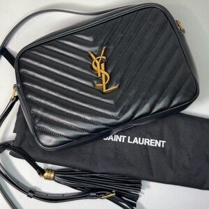 Saint Laurent
Lou Medium YSL Camera Bag in Quilted Leather